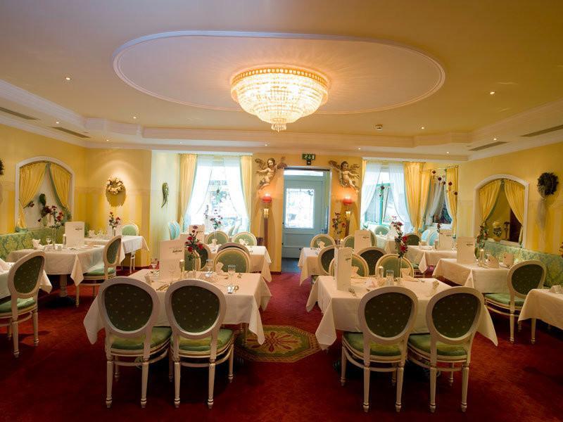 Hotel Landgut Zapfenhof Zellbergeben 外观 照片
