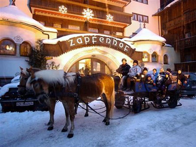 Hotel Landgut Zapfenhof Zellbergeben 外观 照片